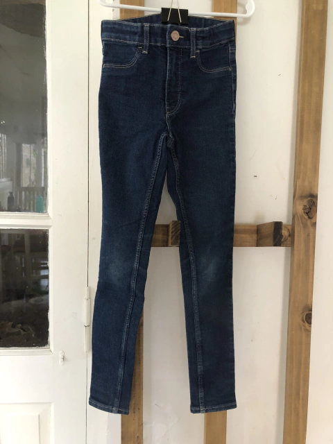 Jean chupin azul. HYM. 7 años.