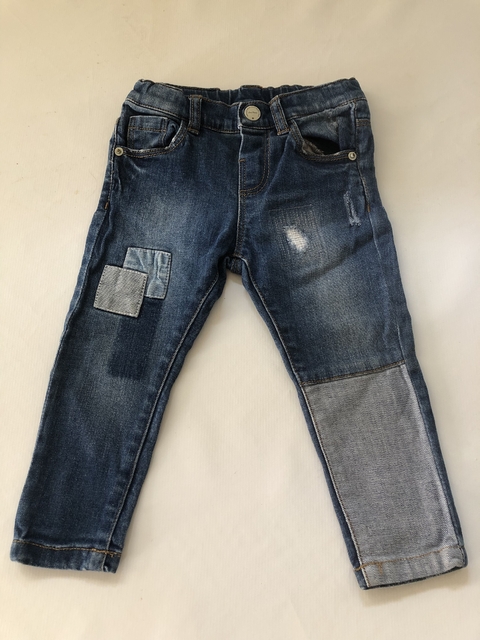 9/12M | Jean azul con patchwork. ZARA. 9/12 meses.
