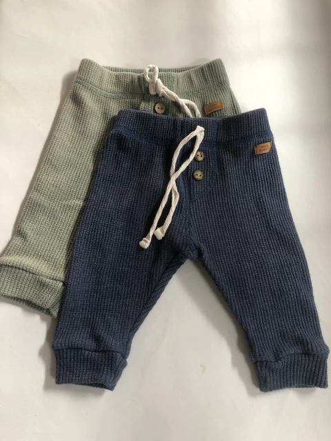 Set- Dos pantalones verde y azul. Mini Anima. Talle 1. 0 a 3 meses.