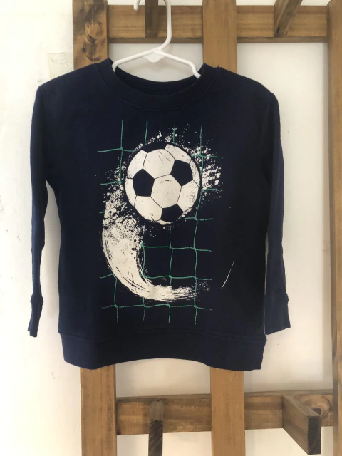 3A | Buzo azul con pelota. Es frizado. CIRCO. 3 años. Es amplio.