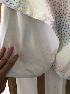 Manta recibidora de algodón con estrellitas y lisa del otro lado. CHEEKY. Talle único. en internet