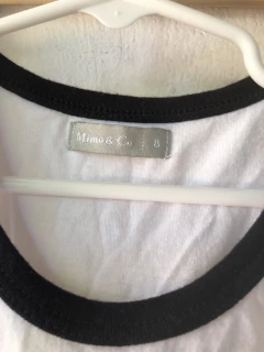 8A | Outlet- Musculosa blanca y negra. MIMO. Talle 8 años. - comprar online