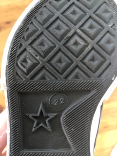 zapatillas negras VANS. Talle 22. - Lo Canto • Moda Circular