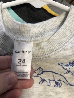 Buzo gris con dinos. CARTERS. 24 meses. - comprar online