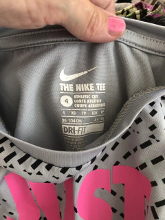 3/4A | Remera ML deportiva gris. NIKE. 3/4 años. - comprar online