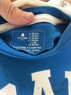 18M | Remera azul MC GAP. 18 messs. - comprar online