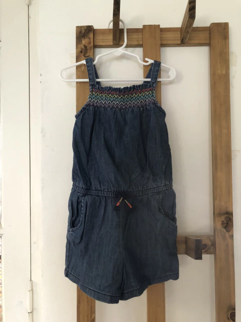 Mono denim con bordado. CAT & JACK. 4/5 años.