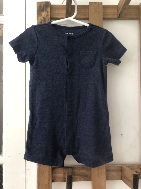 Enterito de algodón azul. CARTERS. 18 meses.