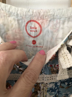 Vestido floreado.con capas. AKIABARA. 4 años. - comprar online