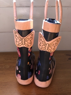 Botas de lluvia azul con mariposas. Talle 25. - comprar online