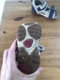 T23 | Sandalias con velcro. CAMPER. Talle 23. en internet