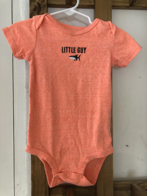 Body MC fluo. CARTERS. 18 meses.