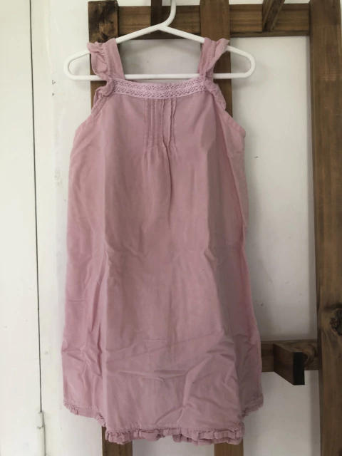 Vestido rosa de corderoy. MIMO. 4 años.