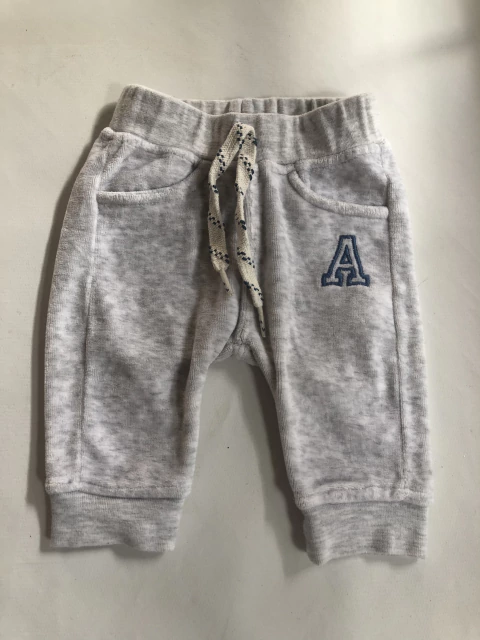 Pantalon de plush gris con cordón. CHEEKY. Recien Nacido.