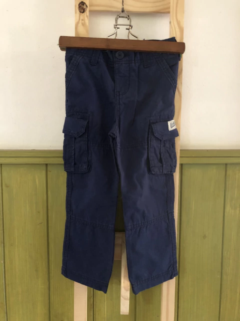 Pantalon azul cargo. OSHKOSH. 3 años.