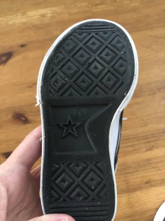 zapatillas negras VANS. Talle 22. en internet