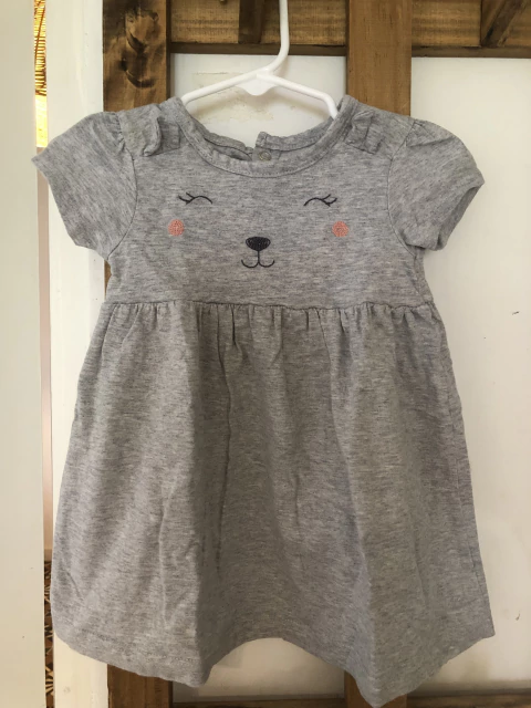 6/9M | Vestido gris de algodon con carita y short. CARTERS. 6/9 meses.