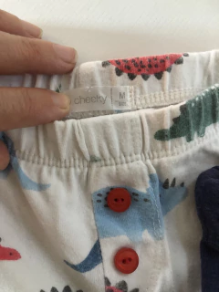 Set- Dos pantalones de algodón blanco con dinos y azul. CHEEKY y CARTERS. 6 meses. - comprar online