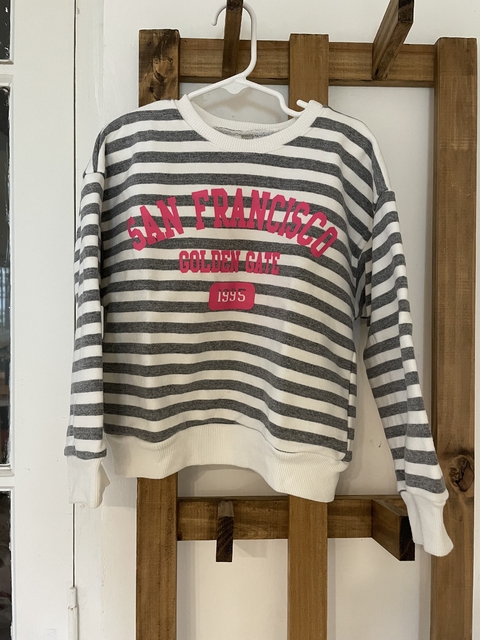 Buzo a rayas con letras. Lushka Kids. Talle 8. 6/7 años.