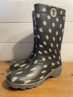 Botas grises con lunares blancos. 31/32. - comprar online