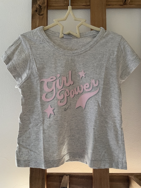 Remera gris MC Girl Power. GEPETTO. 8 años.
