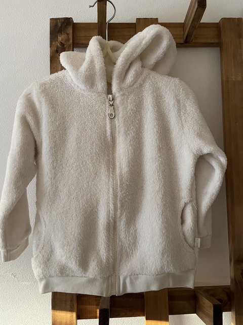 Campera peludito blanca. GEPETTO. 3 años.