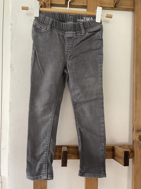 3A| Jean gris con elástico. GAP. 3 años.