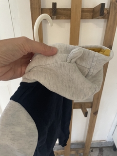 0/3M | Enterito de algodón azul, gris y amarillo von capucha Teddy Boom. 0 a 3 meses. - comprar online