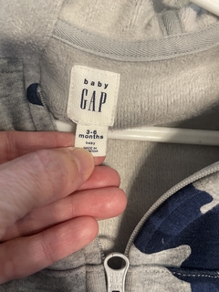 3M | Campera algodón forrada en el interior con polar y caoucha azul y gris. GAP. 3 meses. en internet