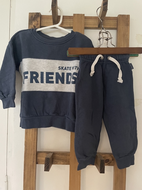 1A | Conjunto de buzo y pantalon jogging. MIMO. 1 año.