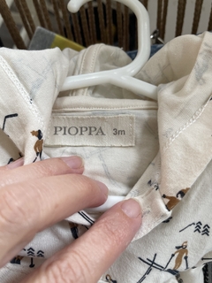 Remera/ buzo con capucha y esquiadores. PIOPPA. 3 meses. - comprar online