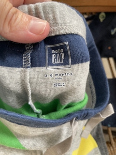 Pantalón a rayas multicolor. GAP. 3/6 meses. - comprar online