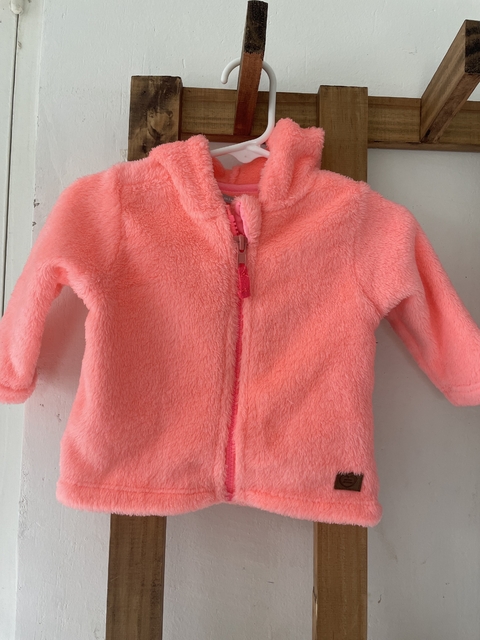 3M | Campera peludita con capucha. MIMO. Talle S. 3 meses.