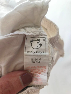 18/24M | Short Early Days blanco tipo cargo 18/24 meses. - comprar online