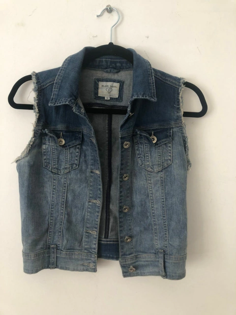 Chalco de jean. Talle Small. Es chico.