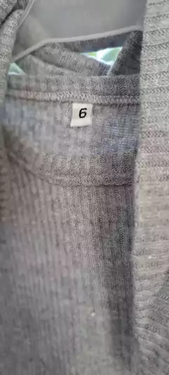 Body ML gris c/volado. Talle 6. - comprar online