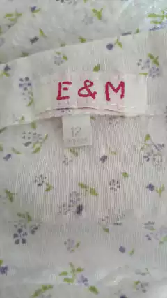 12M | Vestido s/m flores lila y blanco. E&M. Talle 12 meses - comprar online