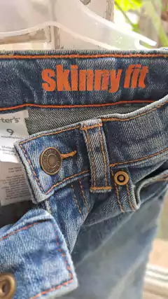 9M | PINDA -Jean celeste skinny fit. CARTERS. Talle 9 meses - comprar online