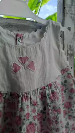 12M | OUTLET Vestido corderoy finito con flores rosas. TENDRESSE. Talle 12 meses - comprar online