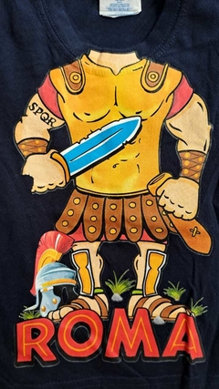 6/12M | Remera MC negra soldado romano. JHK. Talle 0 (6 a 12) en internet