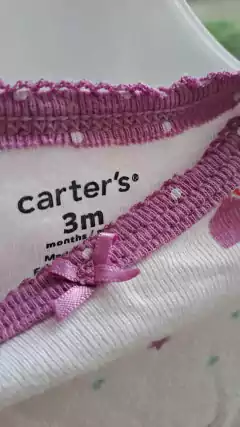 Set body ML blanco "haditas" + pantalón lila lunares. CARTERS. Talle 3 meses - Lo Canto • Moda Circular