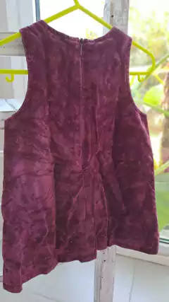 18M | Vestido de pana SM borravino, con apliques flores . THE PLACE. Talle 18 meses en internet