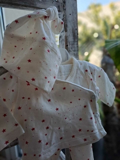 Set: Batita+pantalón+gorrito blanco c estrellitas rosas - Bb CHEEKY - Talle NB (0 a 3 meses). - tienda online