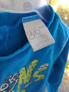 3/6M | Pijama: pantalón algodón monstruos en azul gris verde y rojo+remera ML azul c "monstruo" verde - GRISINO - Talle 3a6 meses - comprar online