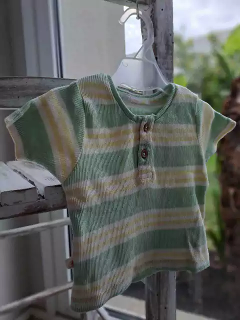 0/3M | Remera MC morley a rayas verde claro y amarillo - PRIMARK -Talle 0a 3 meses