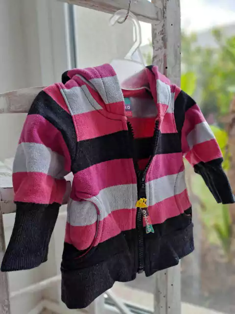 3M | Buzo a rayas blanco, rosa y negro - OWOKO - 3 meses.