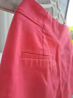 Short de vestir rojo - ZARA - Talle XS - Lo Canto • Moda Circular