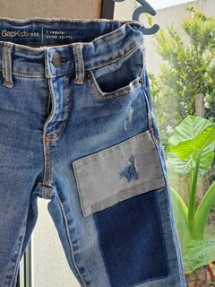 7A | Jean celeste c parches - GAP - Talle 7 años - comprar online