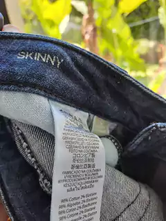 Jean oscuro skinny - MICHAEL KORS -. Talle 0 (S) - tienda online