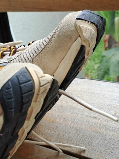 Imagen de Zapatillas deportivas c plataforma , blanca bordó y amarillo - ADIDAS - Talle 37